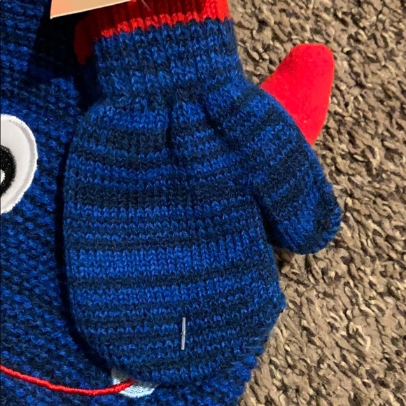 Infant monster hat & mitten set - Picture 3 of 4